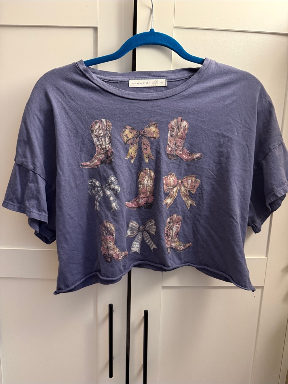 Altar’d State Lavender Crop Tee with Boot & Bow Print
